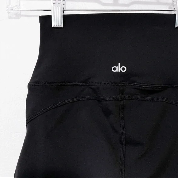 alo High Waist Wrapped Stirrup Leggings in Black - - Picture 14 of 14